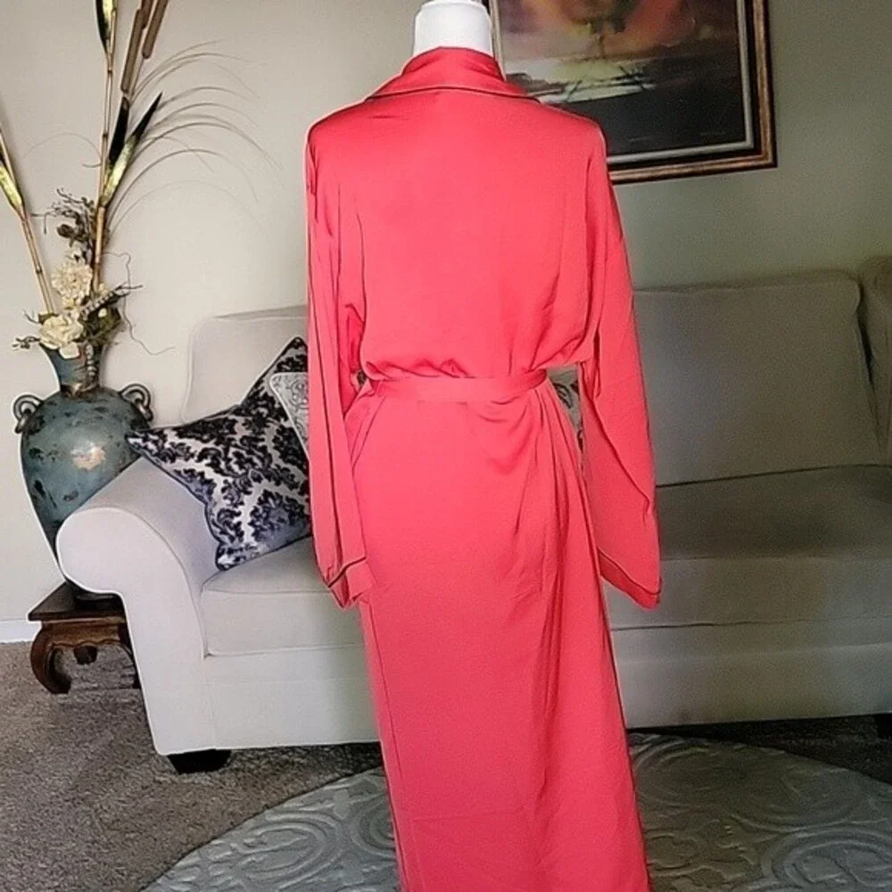 Fabletics Women's Robe Size M - Picture 5 of 8